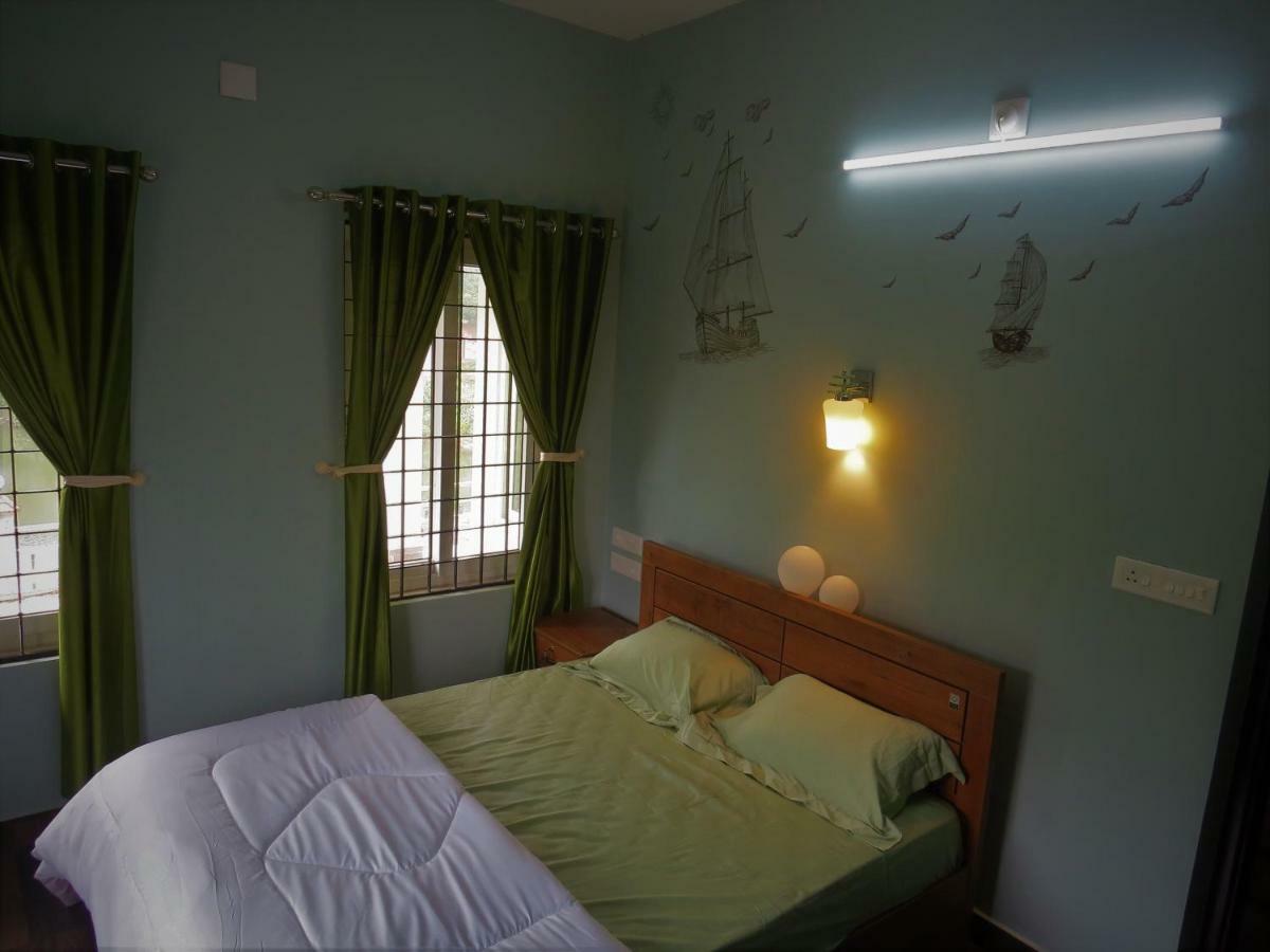הוילה Honeybee Residency ואגאמון מראה חיצוני תמונה