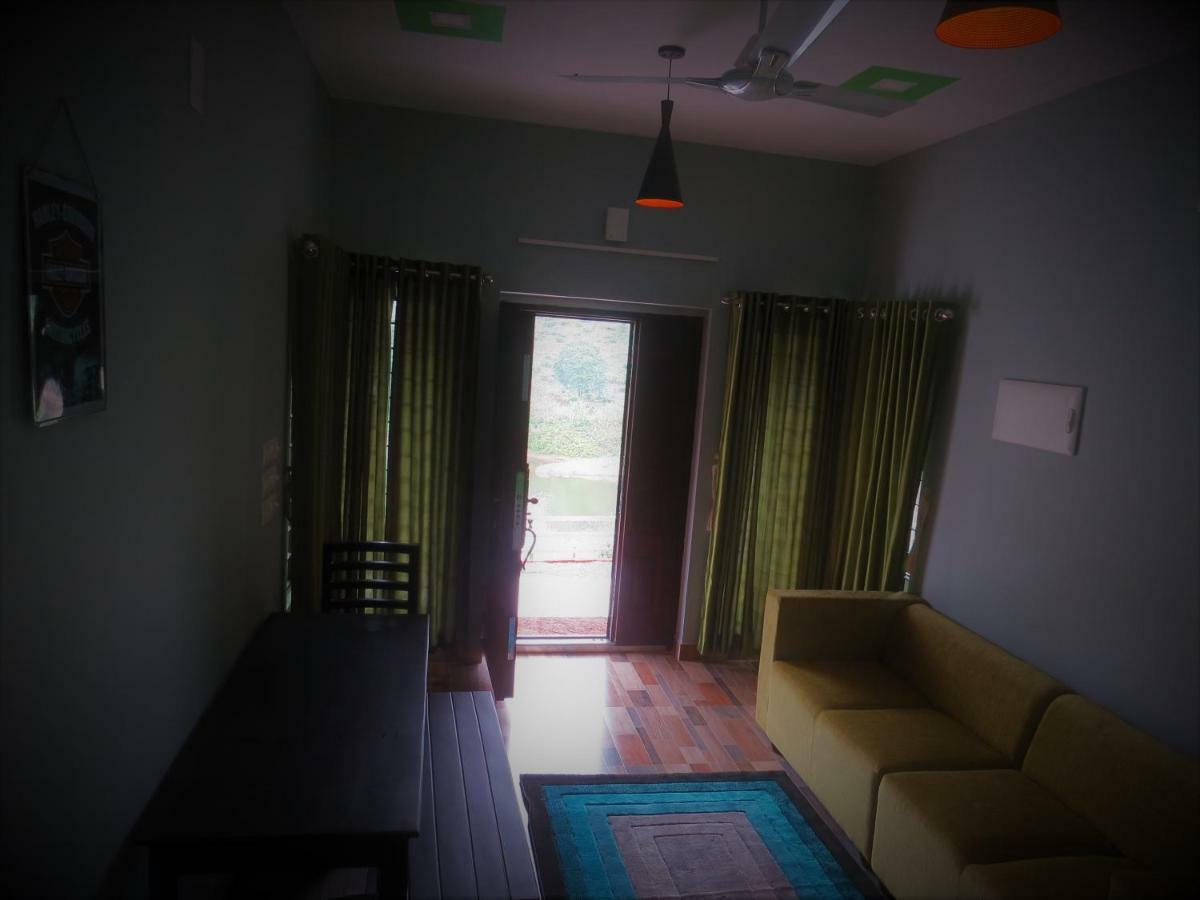 הוילה Honeybee Residency ואגאמון מראה חיצוני תמונה